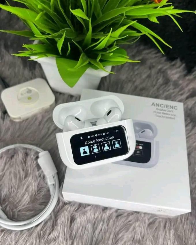 سماعات بلوتوث مزود بالشاشة لمس